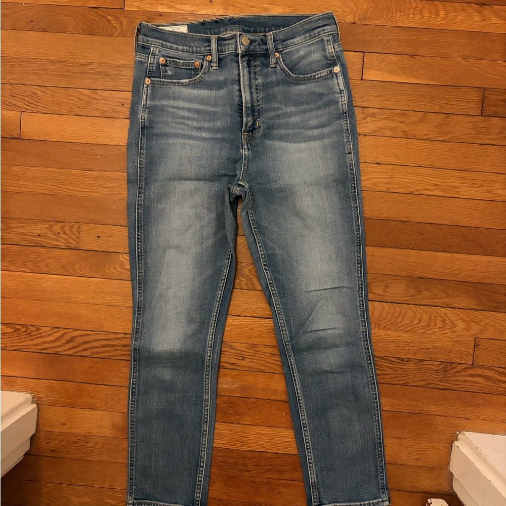 GAP Women’s Vintage Slim High Rise Jeans